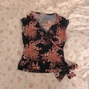 forever 21 flutter sleeve floral wrap top
